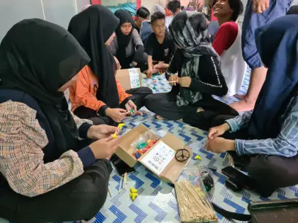 Building together on the floor in Sabah