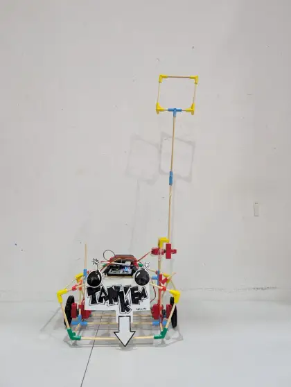 The Tanke cart's tall looping mast